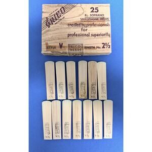 Rico Soprano Sax Saxophone Reeds Strength 2.5 Style V Open Box NOS - 13 Reeds